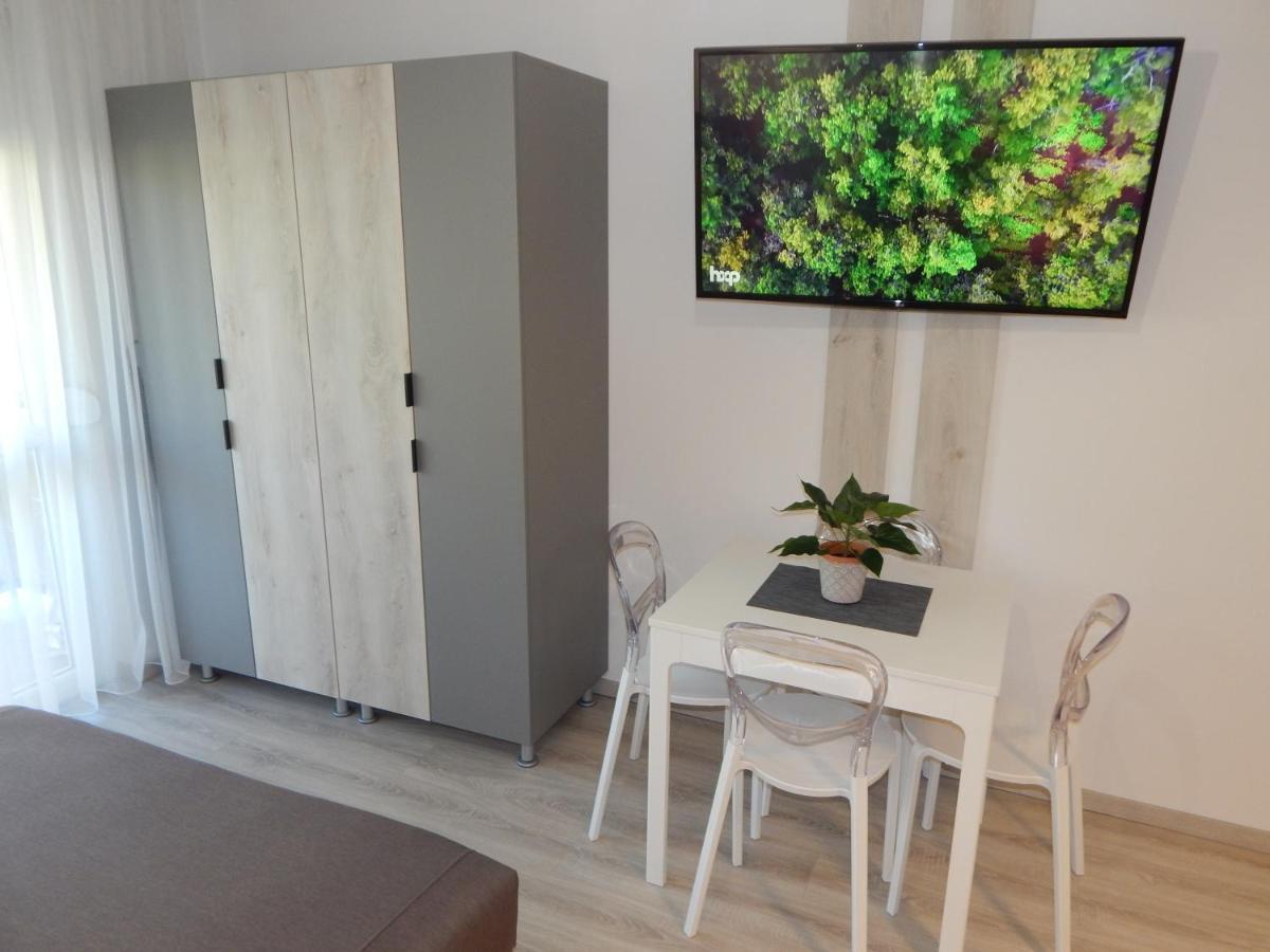 Pisztacia 2020 Apartman คาซิงค์บาร์ซิกา ภายนอก รูปภาพ