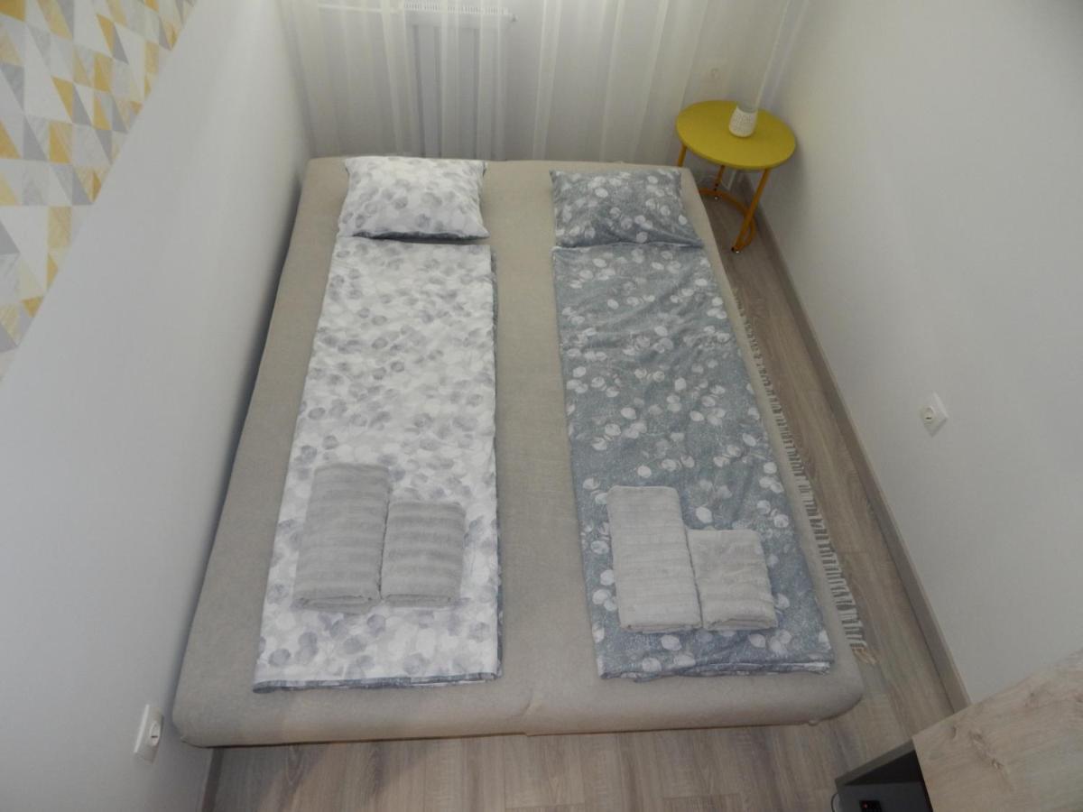 Pisztacia 2020 Apartman คาซิงค์บาร์ซิกา ภายนอก รูปภาพ