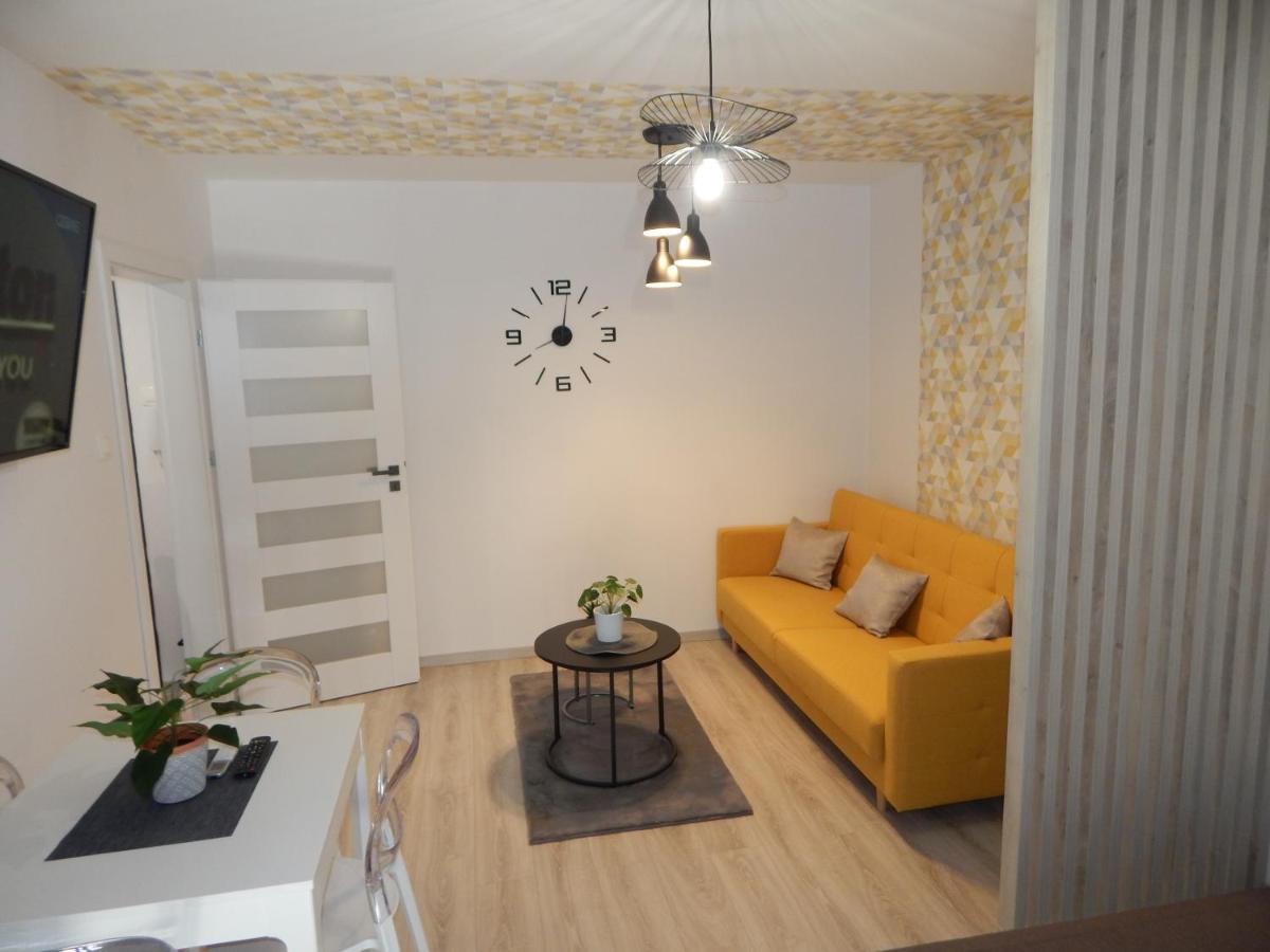 Pisztacia 2020 Apartman คาซิงค์บาร์ซิกา ภายนอก รูปภาพ